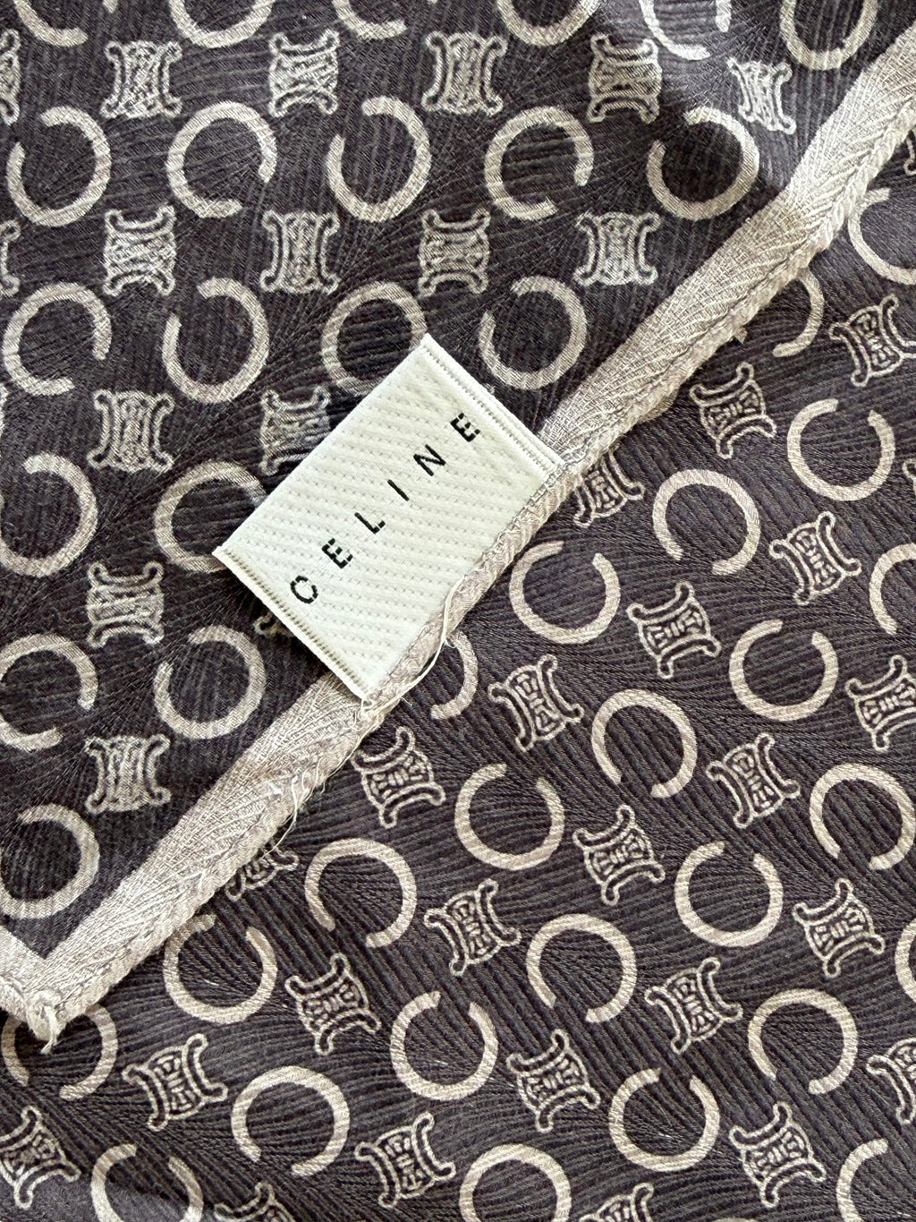 CELINE NECK SCARF POCKET SQUARE 45CM
