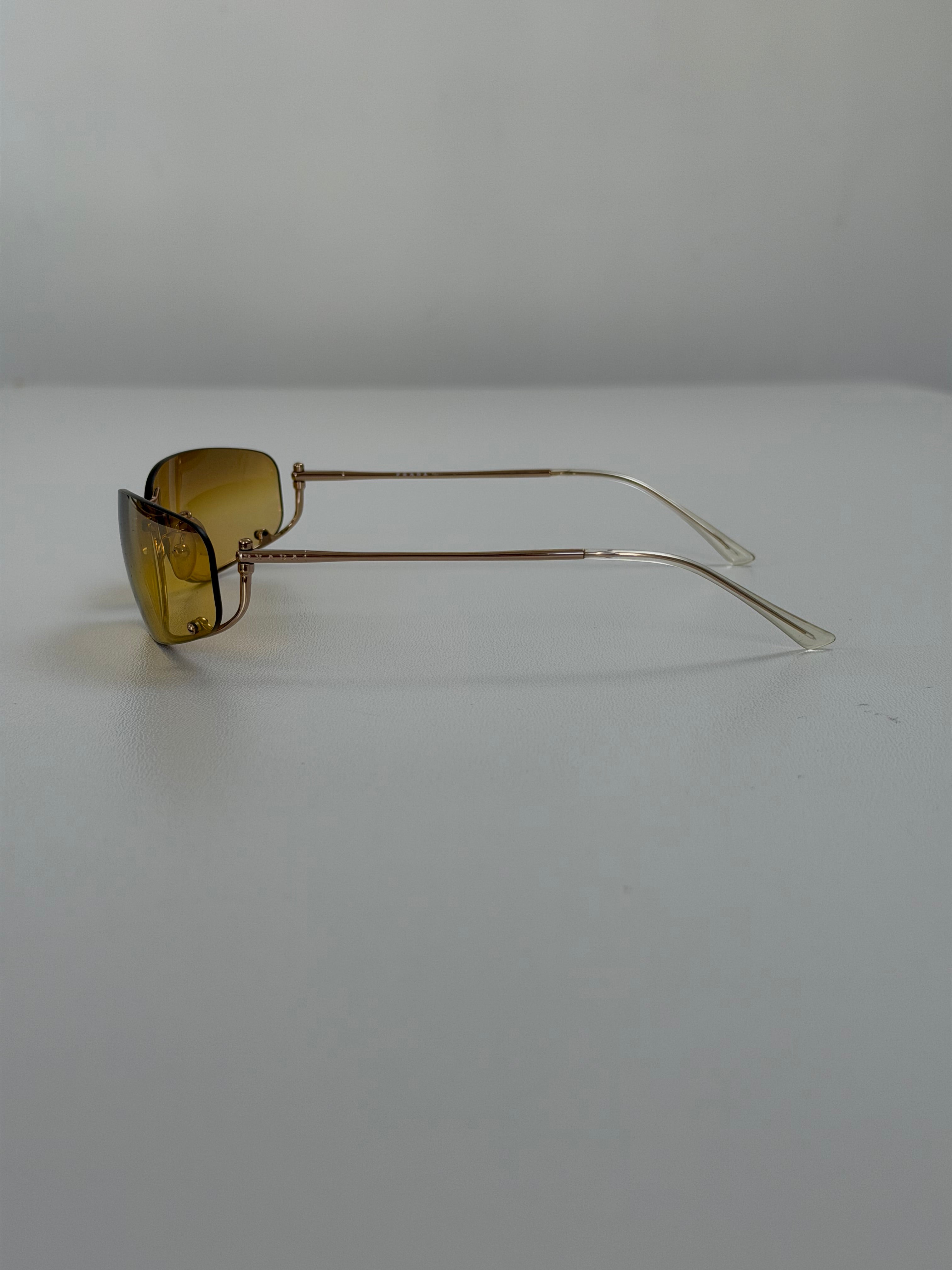 Gradient Sunglasses Gold