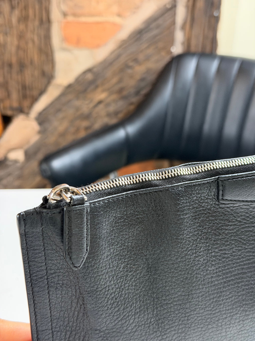 Pre-Owned Givenchy Leather Clutch Large Wallet Pouch Silver Hardware