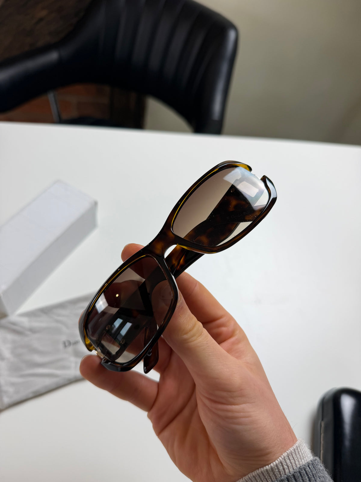 Pre-Owned Dior D Sunglasses Translucent Tortoise Acetate